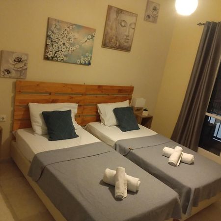 Jimmy'S Apartments Moraitika Bagian luar foto